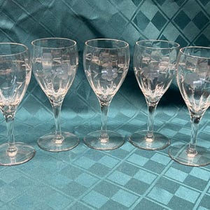 Five (5) Vintage Elegant Etched Glass Cordial Sherry Footed Stem Glasses