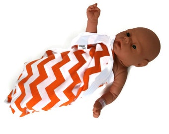 Oranje Chevron Inbakeren Baby deken. Oranje / wit Chevron rekbare baby Swaddler deken.   Stretch brei Baby ontvangst deken.