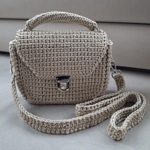 Originelle Stricktasche, 100% Handarbeit, Häkeltasche, Damentasche