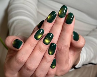 Handmade Green Cat Eye Press On Nails: Dark Y2K Fashion