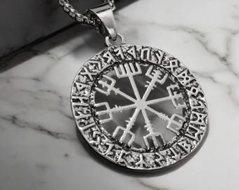 Viking Compass Necklace, Norse Vegvisir Pendant, Runic Nordic Amulet, Pagan Protection Necklace, Viking Jewelry for Men,Norse Mythology Gift