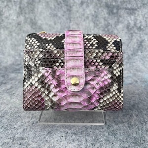 Portefeuille en peau de python - Mini volet pliant en peau de serpent multicolore véritable fait main 10 × 8 cm | Porte-cartes en cuir exotique pour femme | Sac à main de luxe compact