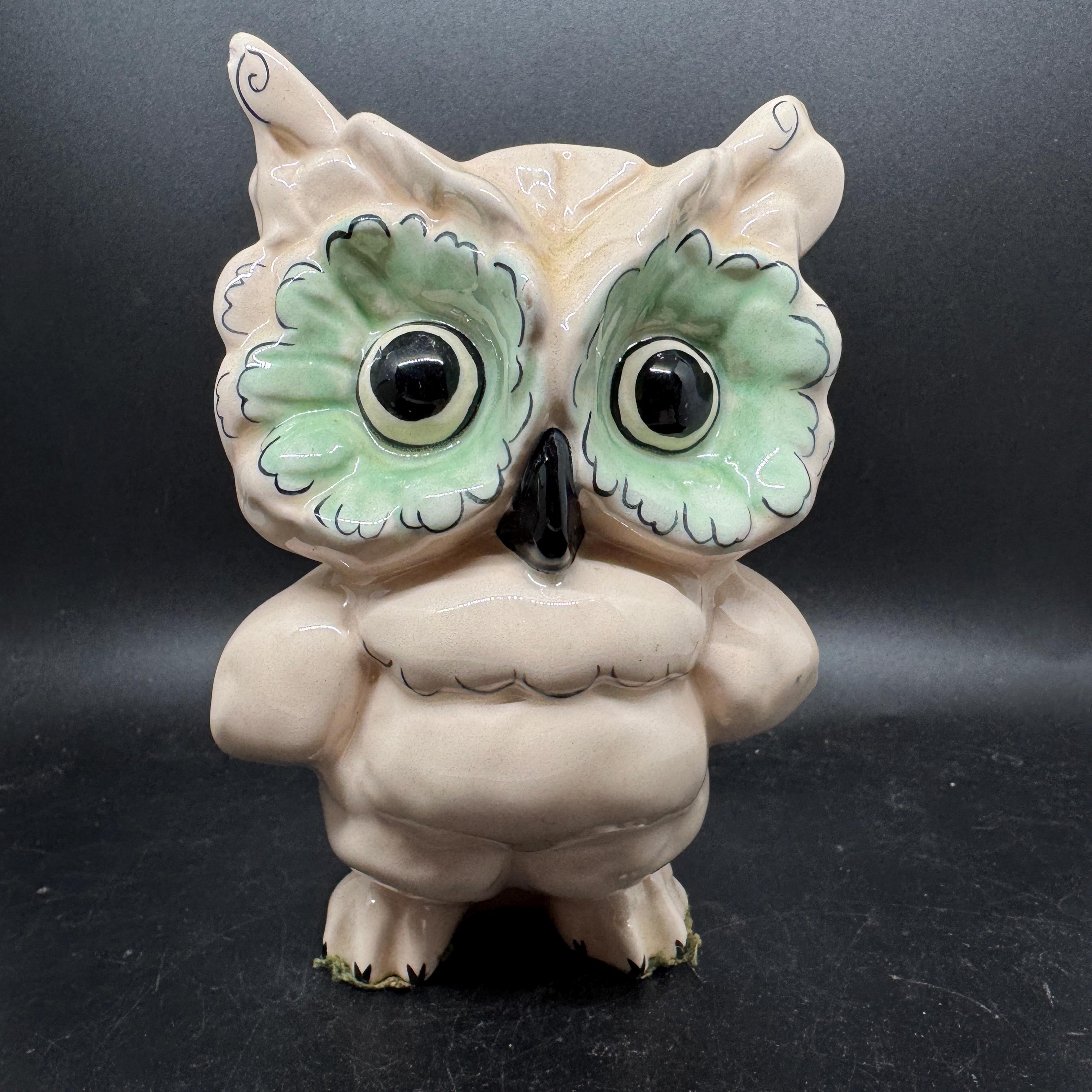 Kay Finch Ceramics Hoot Owl Figurine. MCM California Pottery.