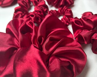 Silk hair band/ scrunchies silk/ hair ornament/ teacher gift/ sister gift/ side scrunchie