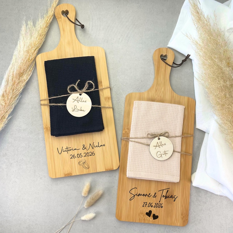 Personalised cutting board with engraving & waffle-textured dishcloth – acacia wood board – gift set – wedding, birthday, anniversary Bambus 42x17cm
