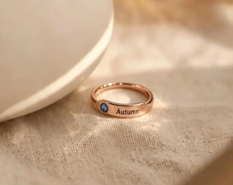 Anello delicato con nome inciso, anello personalizzato con nome, anello minimalista in oro con nome, regalo per la festa della mamma, anello da donna, regalo per lei