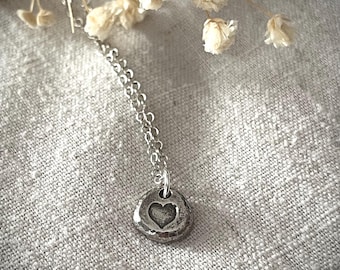 Sterling zilveren hartvormige talisman ketting | Handgemaakte hartvormige hanger
