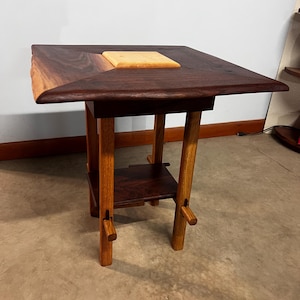 End table