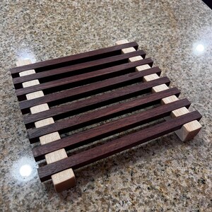 Trivet