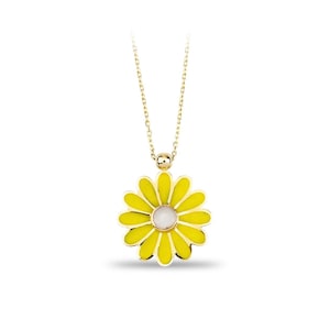 14K Gold Daisy Necklace, Daisy Flower Necklace, Yellow and White Enamel Charm, Dainty Everyday Jewelry, Spring Necklace, Gift for Girlfriend