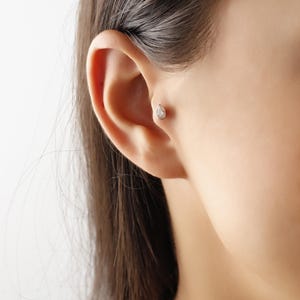 14K Solid Gold Teardrop Tragus Earring, Minimalist Cartilage Jewelry, Dainty Piercing Stud, Elegant Gift For Her, Everyday Gold Jewelry