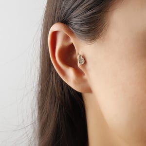 14K Solid Gold Teardrop Textured Tragus Earring, Minimalist Cartilage Jewelry, Dainty Piercing Stud, Elegant Gift For Her, Gold Jewelry