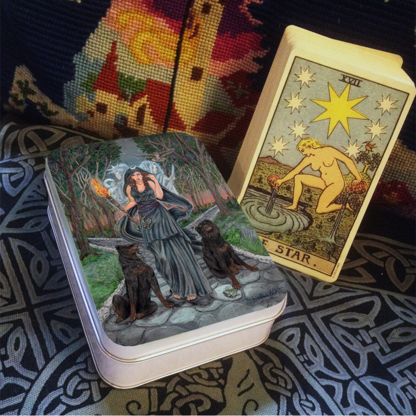 Tarot Tin Hecate Etsy