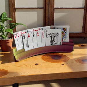 Curved Playing Card Holder Stand | 3D Printed Poker Rack for Uno Catan Games | Card Display Organizer for Board Game Lovers