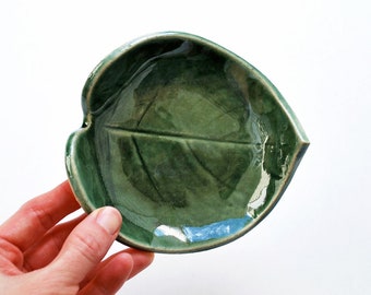 Green Leaf Bowl - Ceramic, Pottery - Jewelry Dish, Ring Dish, Key Holder, Soap Dish - Gifts for Plant Lovers