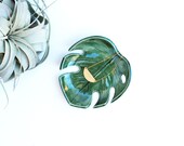 Monstera Leaf Bowl, Philodendron, Split Leaf, Green, Pottery, Ceramic, Tropical leaf, Jewelry Dish, Fruit Bowl, Makeup Holder, Gifts for Her