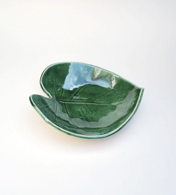 Green Leaf Bowl - Pottery, Ceramic - Fruit Bowl, Tropical