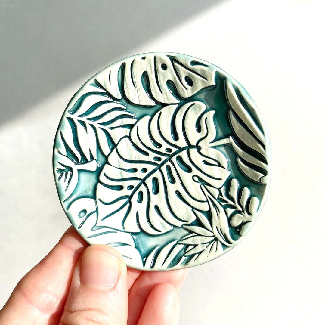 Green Monstera Dish, Ring Dish, Ceramic, Pottery, Handmade Jewelry Dish, Stud Holder, Tea Bag