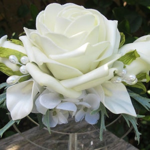White Roses and Calla Lilies hair flower Cluster Comb