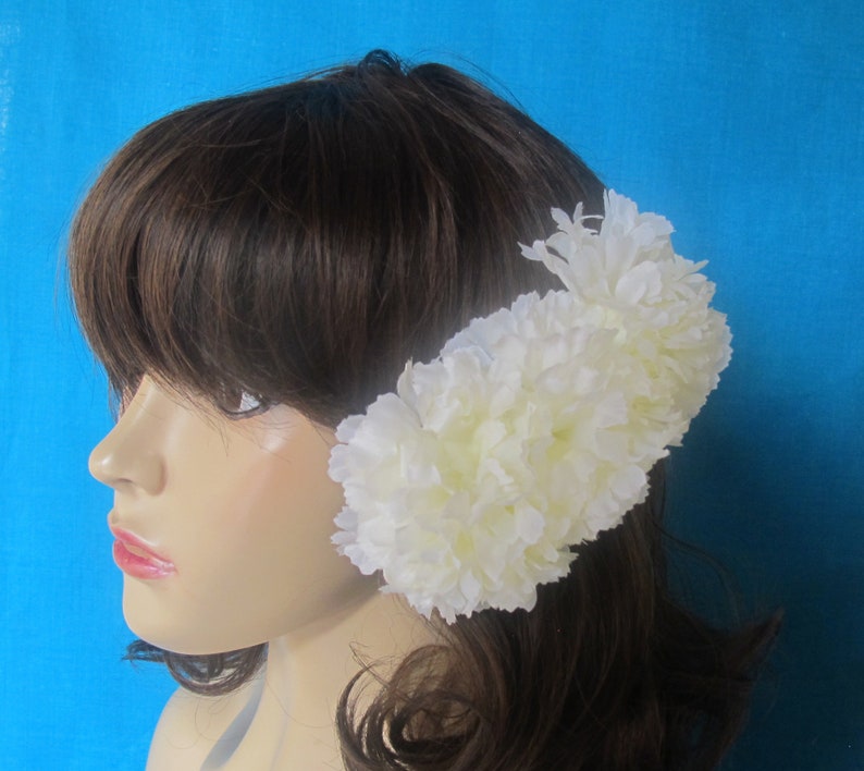 WHITE Carnations Triple Flowers Hair Comb Spanish Flamenco Etsy