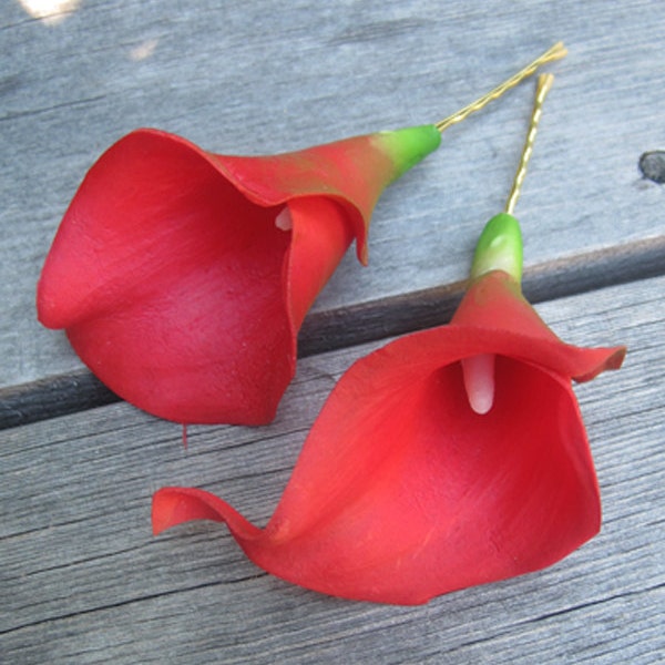 Red Calla Lilies flowers SET OF 2 bobby pins -hair clips - Weddings