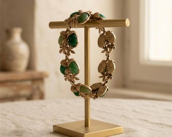 Green Gemstone Acorn Bracelet, Vintage Nature Bracelet, Woodland Jewelry, Forestcore Accessory, Botanical Gift
