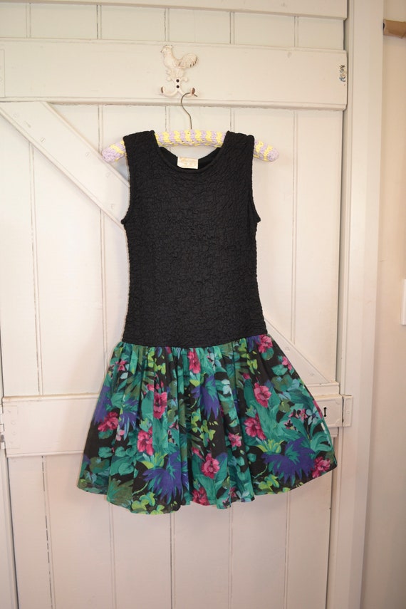 OMG Sexy Stretch Little Black Dress w/ Floral Pou… - image 1
