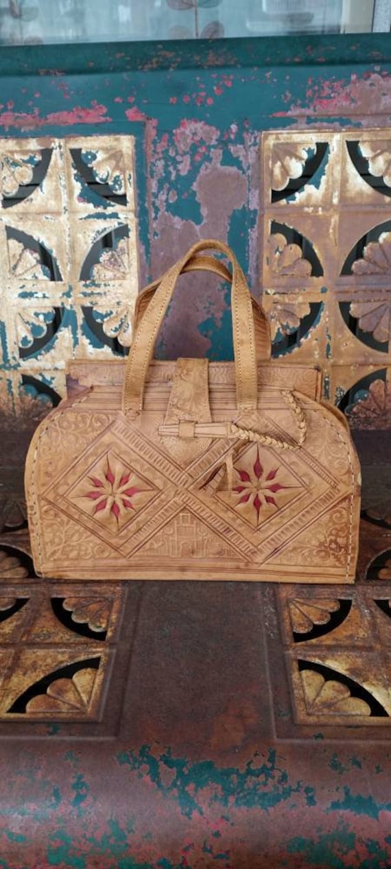 Vintage 1950's Egyptian tooled leather handbag