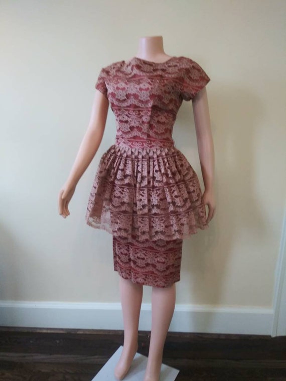 Vintage 1950's peplum lace dress / fifties bronze… - image 8
