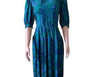 Vintage 80's does 40's Adrianna Papell green floral half sleeve midi silk dress size 6