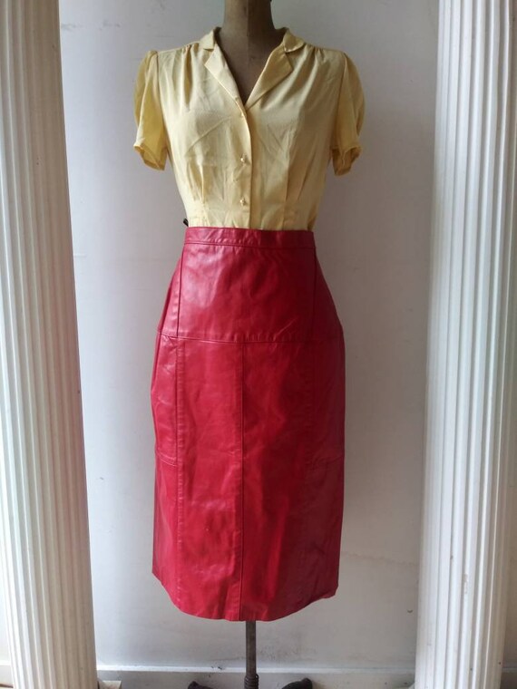 Vintage 1980's Chordas skirt / eighties red leathe