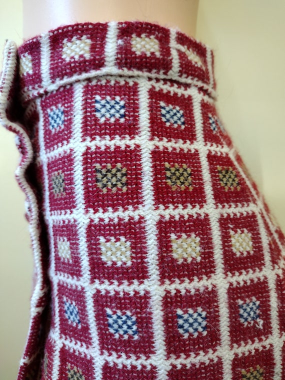 Vintage 1970's knit checkered burgundy skirt with… - image 4