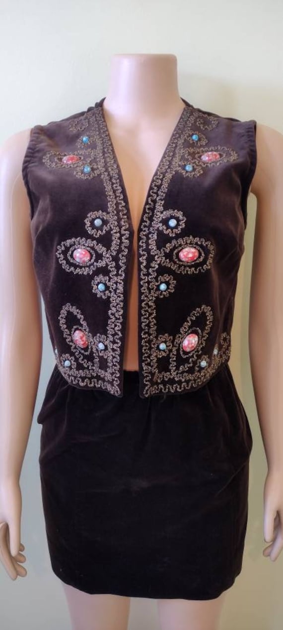 Vintage 1960's Brookshire brown velvet beaded ves… - image 3