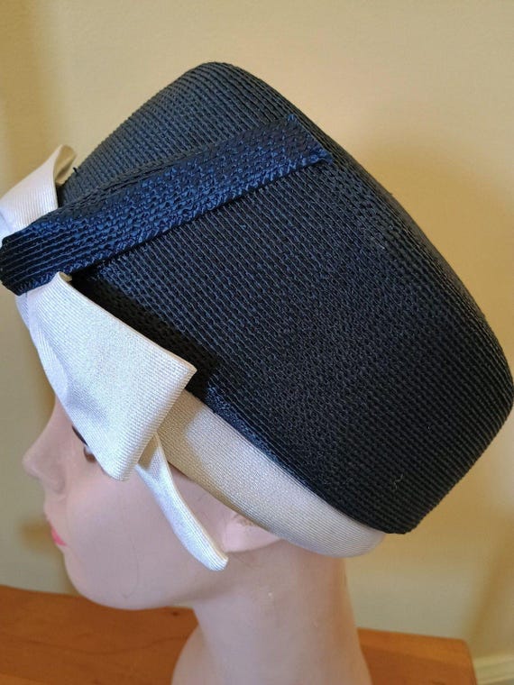 Vintage 1960's Navy Straw Pillbox Hats By Yolie - image 3