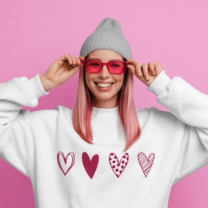 Hearts Sweatshirt, Valentine gift, Cute shirt - Sweatshirt, Valentine&#39;s Day gift, Cozy jumper, Love sweater, Heart pullover, Unisex crewneck