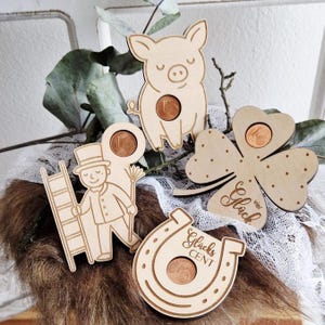 Plik laserowy SVG, szczęśliwy uchwyt na monety, 4 wzory, szczęśliwy grosz, sylwestrowy talizman, pamiątka na Nowy Rok, plik na Nowy Rok