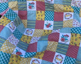 Floral Baby Girl Quilt