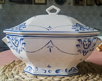 Antique earthenware soup tureen / French tuteen soup / hand-painted