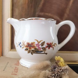 Cream jug, milk jug, jug, Digoin, circa 1950