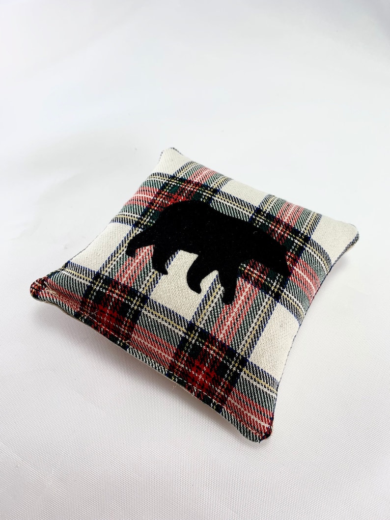 Maine Balsam Fir Sachet with Appliqued Black Bear on Cotton and Linen