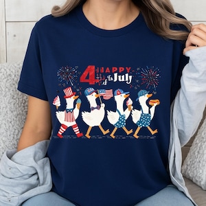 4th of July Ducks Shirt - Funny Independence Day Tee, Patriotic USA Flag Goose T-Shirt for July 4 Celebration