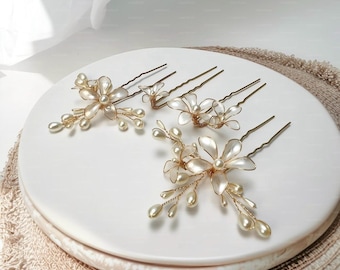 Handcrafted Forget-Me-Not Flower Bridal Hair Pins – Elegant Gold Pearl Wedding Hair Accessories Set