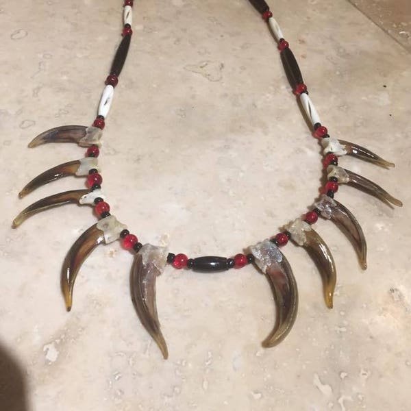Native American Made Badger Claw Necklace 10 claws