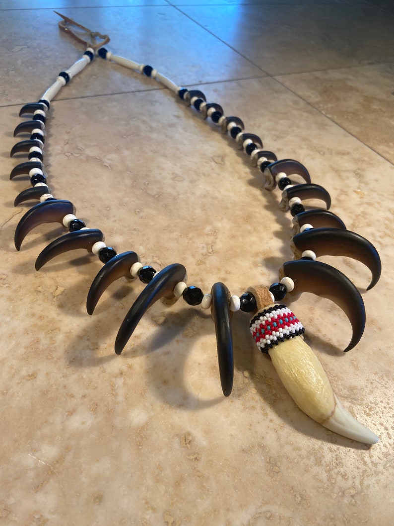 Black Bear Claw Necklace Native American Made With RESIN Claws Etsy
