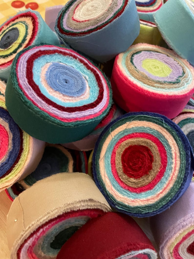 Rag Rug Fabric Strips 60 yds Toothbrush Rug Yarn Locker Hooking Amish Knot Precut Jelly Roll Material Strips Rugmaking Mixed Solid Colors image 4