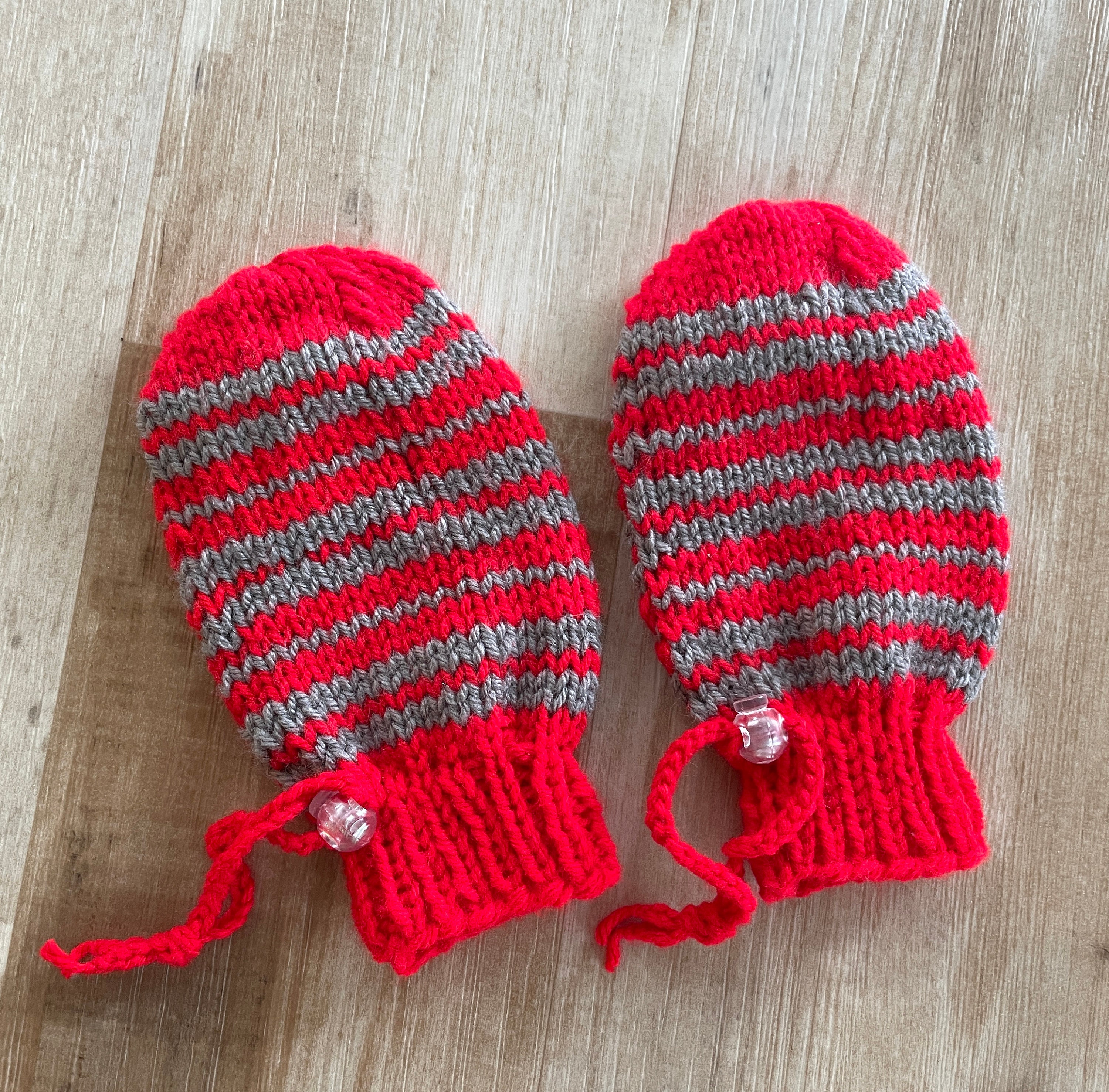 Red infant mittens online