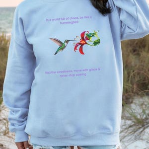Hummingbird Sweatshirt, Vintage Crewneck Jumper, Unisex Bird Design, Cozy Pullover, Gift Idea