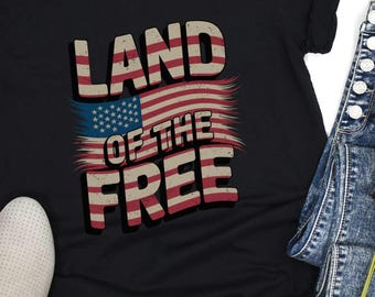 Camiseta retro con cuello en V y bandera de EE. UU.: Tierra de libertad y orgullo patriótico