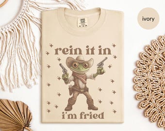 Comfort Colors® Cowboy Frog Shirt, Funny Frog Tee, Western Frog Shirt, Vintage Retro Shirt Meme Shirt, Y2K Aesthetic, Unisex Trendy Tee