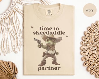 Comfort Colors® Cowboy Frog Shirt, Funny Frog Tee, Western Frog Shirt, Vintage Retro Shirt Meme Shirt, Y2K Aesthetic, Unisex Trendy Tee